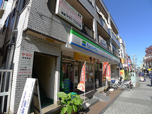 ライオンズマンション草加東 コンビニ