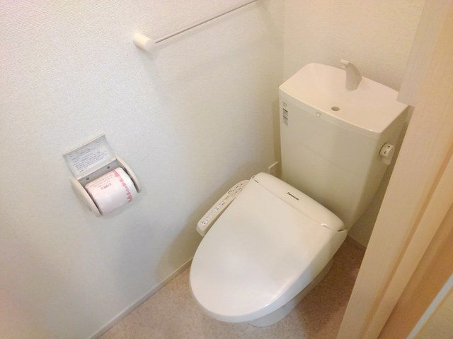 ドゥーエ トイレ