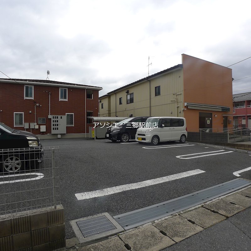 サンガーデンⅡ 駐車場