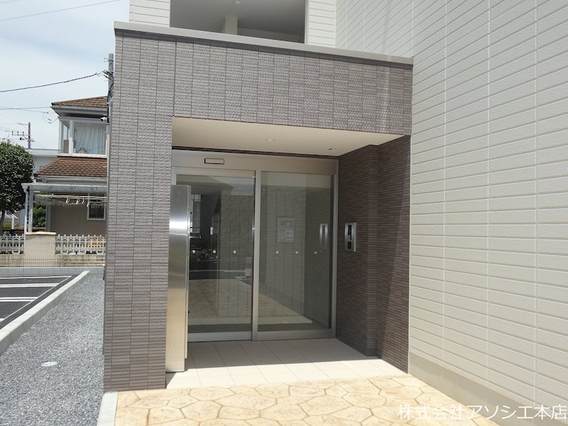 センターフィールド エントランス