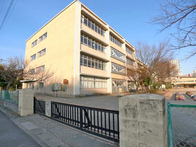 ピース　ラ　ヴィータ　W（ウエスト） 小学校