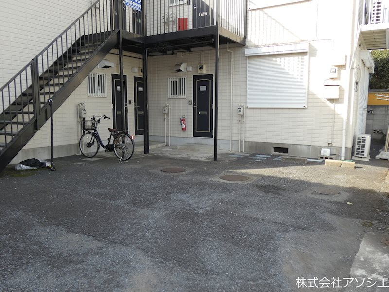 エクセルハイツ野崎 駐車場