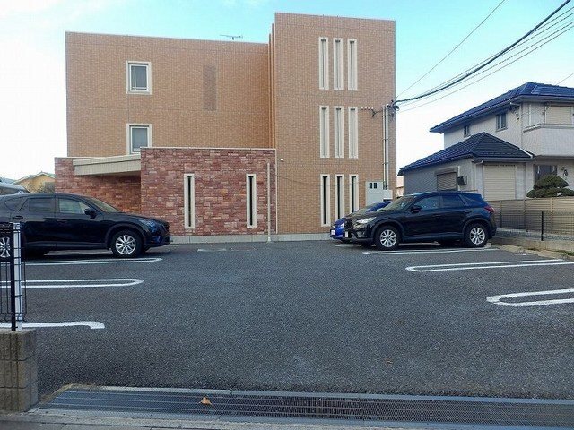 ベル・オーブ 駐車場