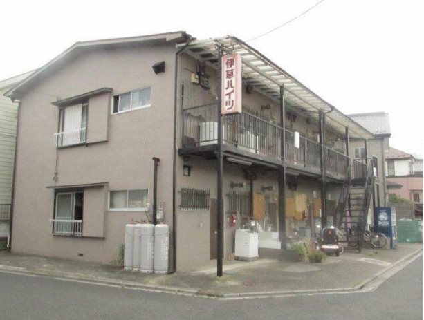 伊草ハイツ 外観