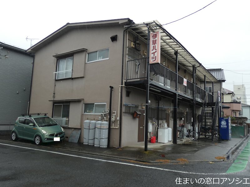 伊草ハイツ 外観