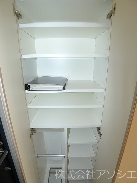 N-Stage三郷 収納