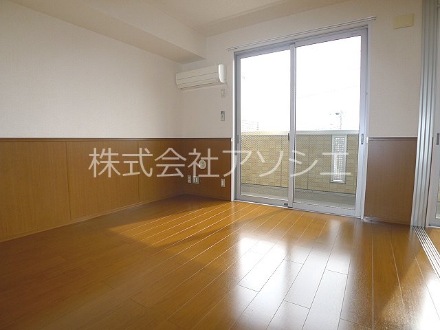 オッツ吉川B リビング