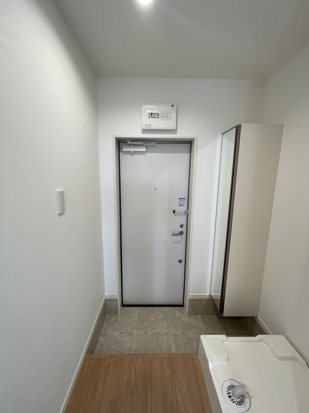 コスモアルカディア3 玄関