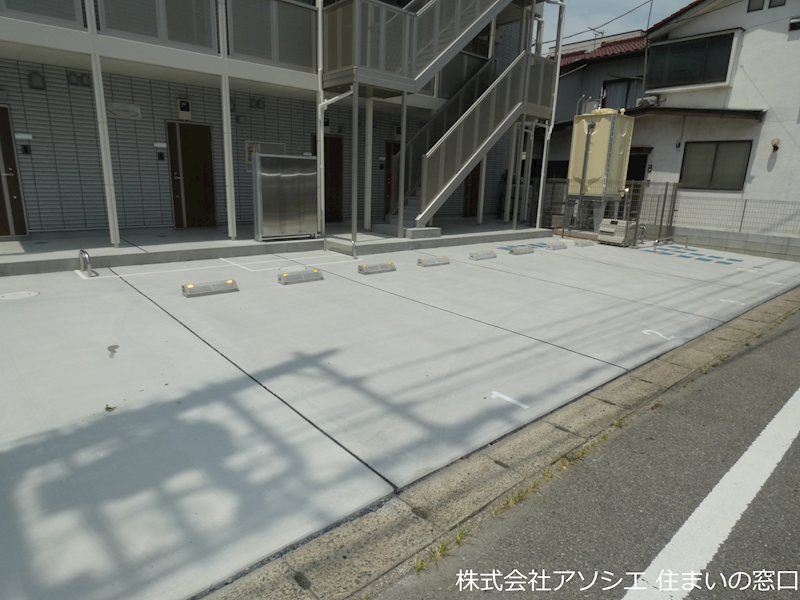 コスモアルカディア3 駐車場