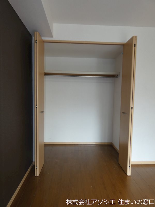 エターナヴィレッジＢ 収納