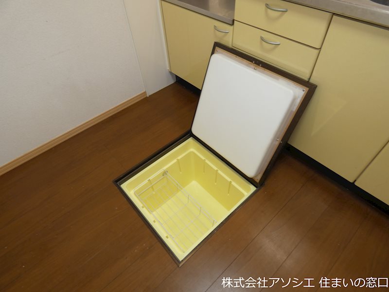 エターナヴィレッジＢ 収納