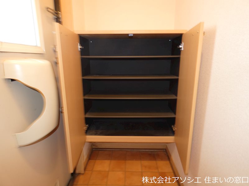 エターナヴィレッジＢ 収納