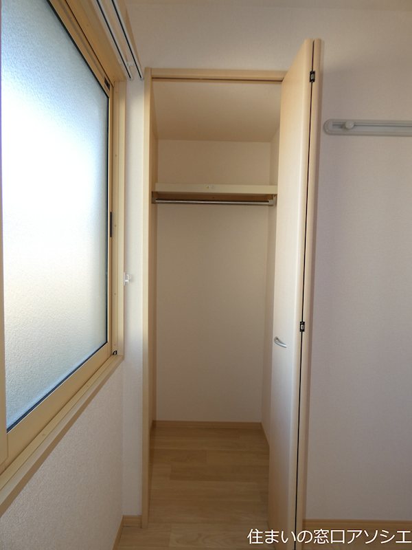 ヴィラ　弐番館 収納