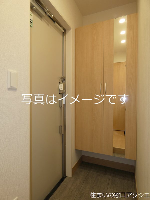アドラブール　B棟 玄関