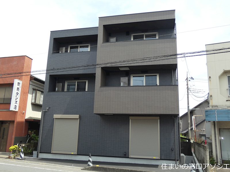 アドヴァンス 外観