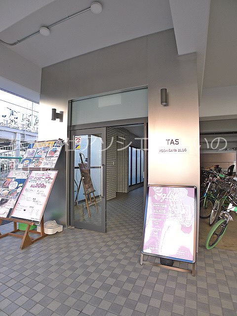 TAS越谷ビルディング エントランス