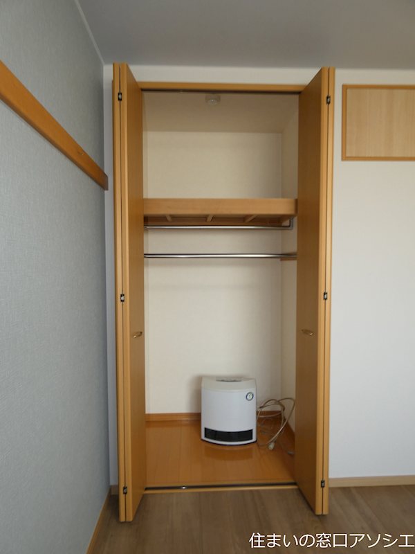エクセレントこはく 収納