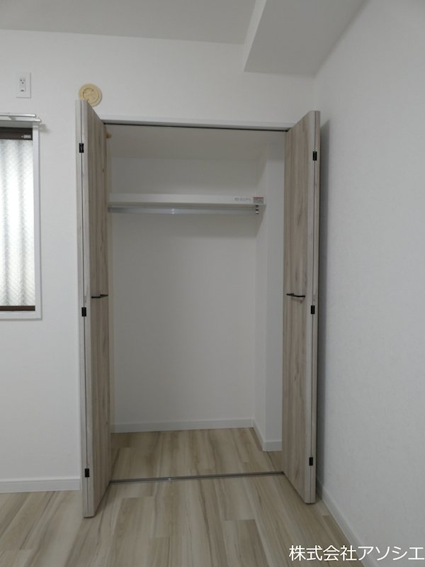 シャイニーハイツ 収納