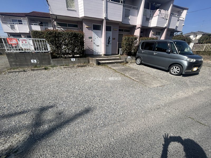 フルールみさと　C 駐車場