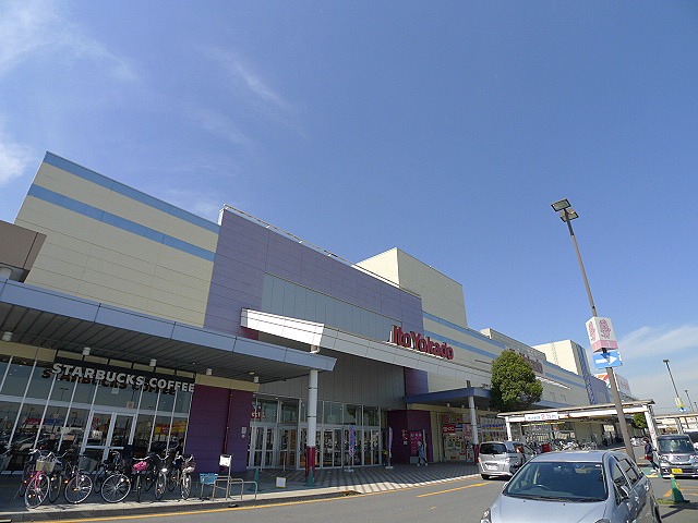 フルールみさと　C スーパー