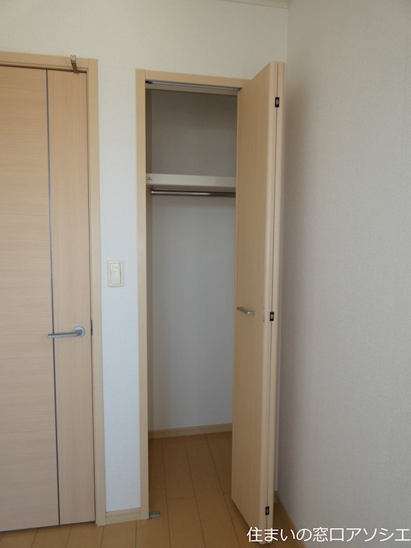 ガーデニア　エス 収納