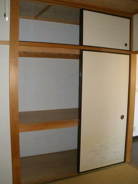 ハイフラッツⅡ 収納
