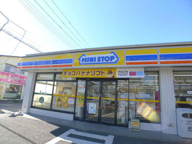 イリオス コンビニ