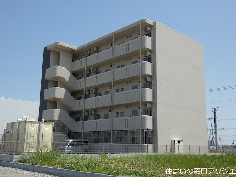 アバンツァートコルソ吉川美南 外観