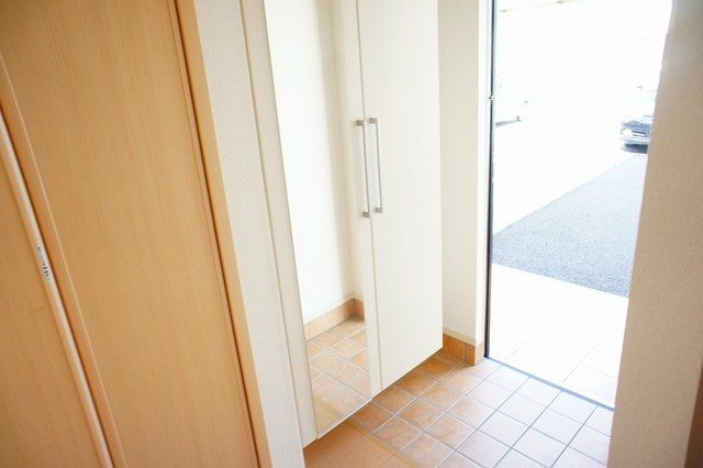プレザントⅡ 玄関