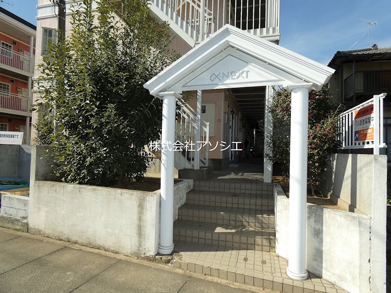 α-NEXT北越谷第４　２番館 エントランス