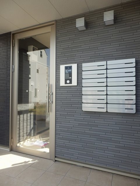 ヴィラ　ストリア エントランス