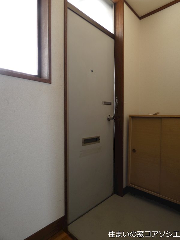 サンライズハイツ 玄関
