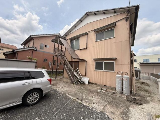榎本荘 駐車場