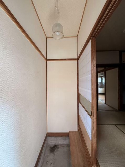 榎本荘 玄関