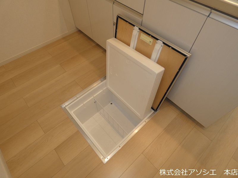クイーンハウスⅡ　A棟 収納