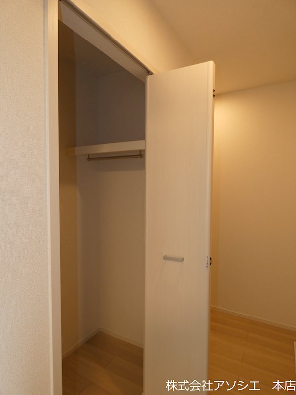 クイーンハウスⅡ　A棟 収納