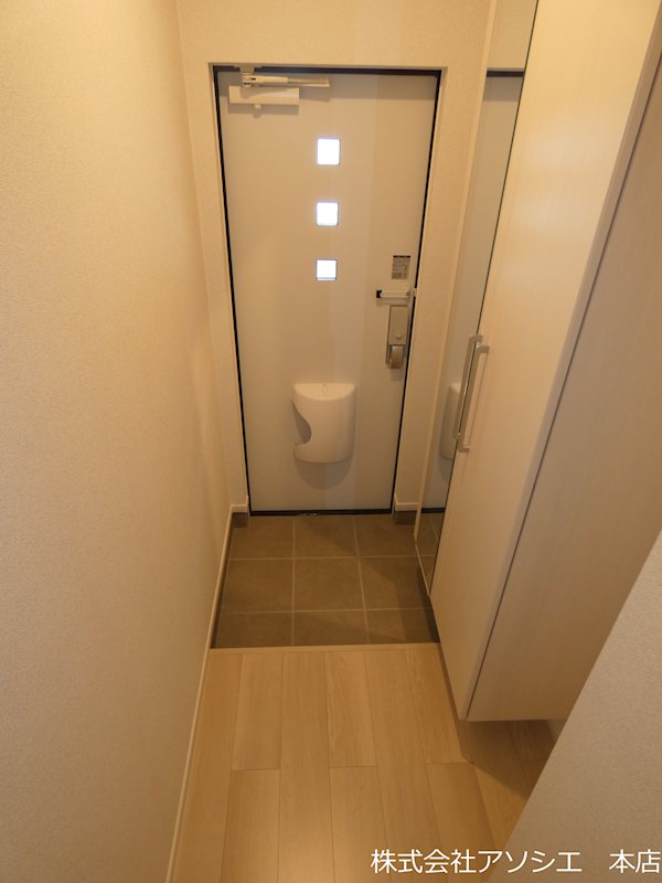 クイーンハウスⅡ　B棟 玄関