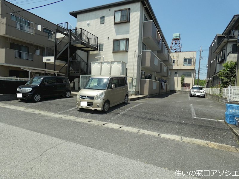 プレミール 駐車場