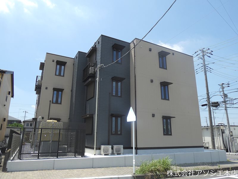 エクレール（吉川市美南） 外観