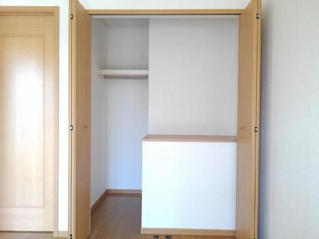 シュトラウス 収納