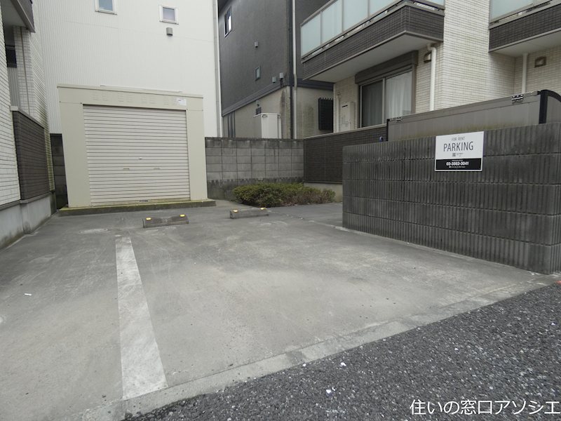 Palazzo Speranza 駐車場