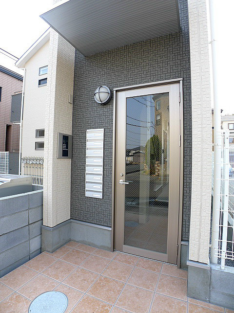 ウエストハイム東越谷 エントランス