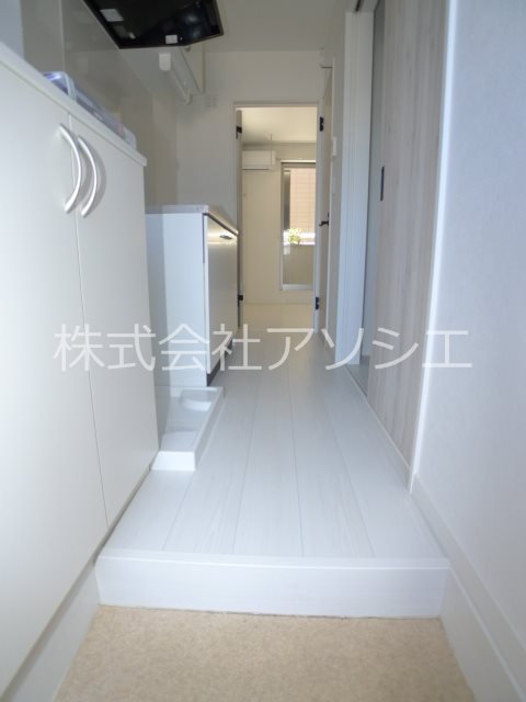 ウエストハイム東越谷 玄関