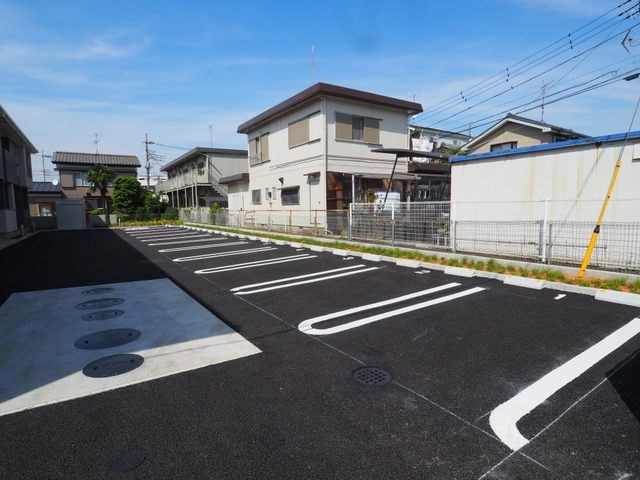 クレアンジュⅡ 駐車場