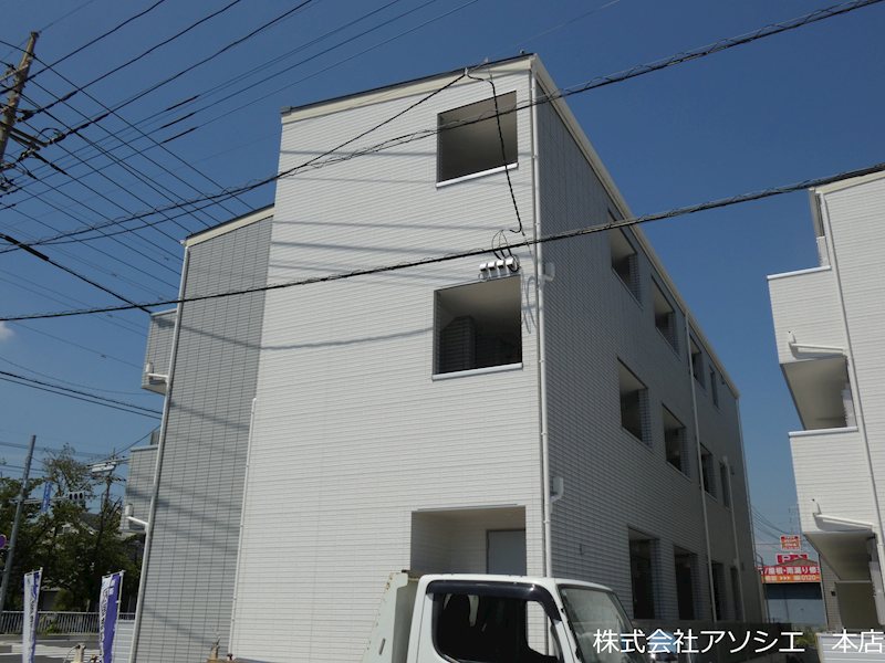 キャメル吉川スリジエ 外観