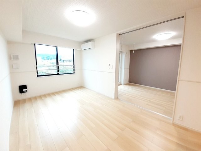 フォンド リビング