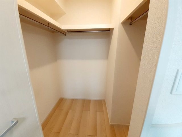 フォンド 収納