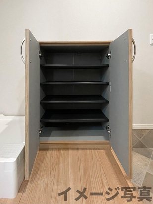 キャメル吉川スリジエ 収納