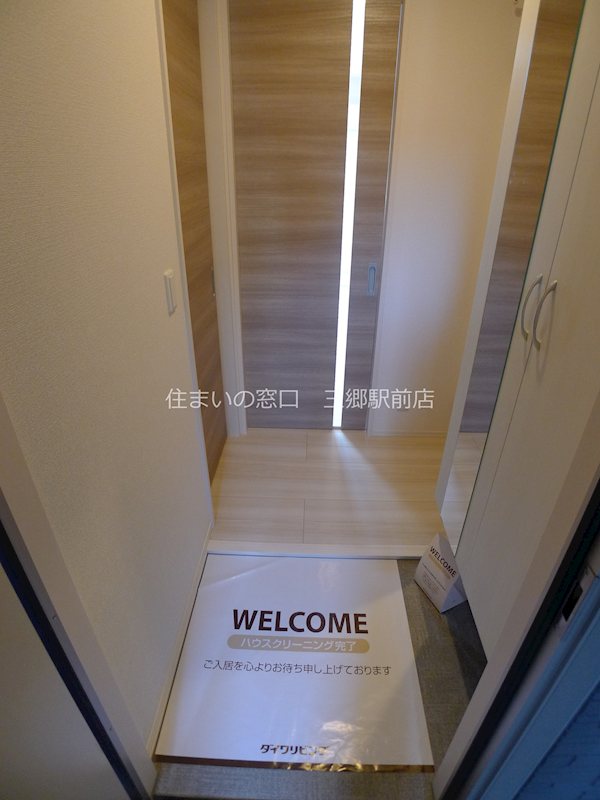 ソレイユ・イースト 玄関