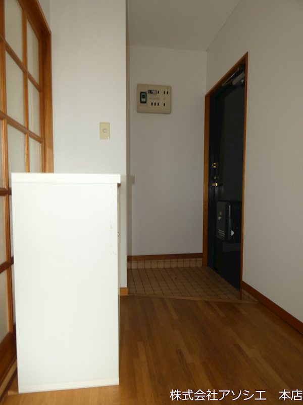 アイリス高栄 玄関